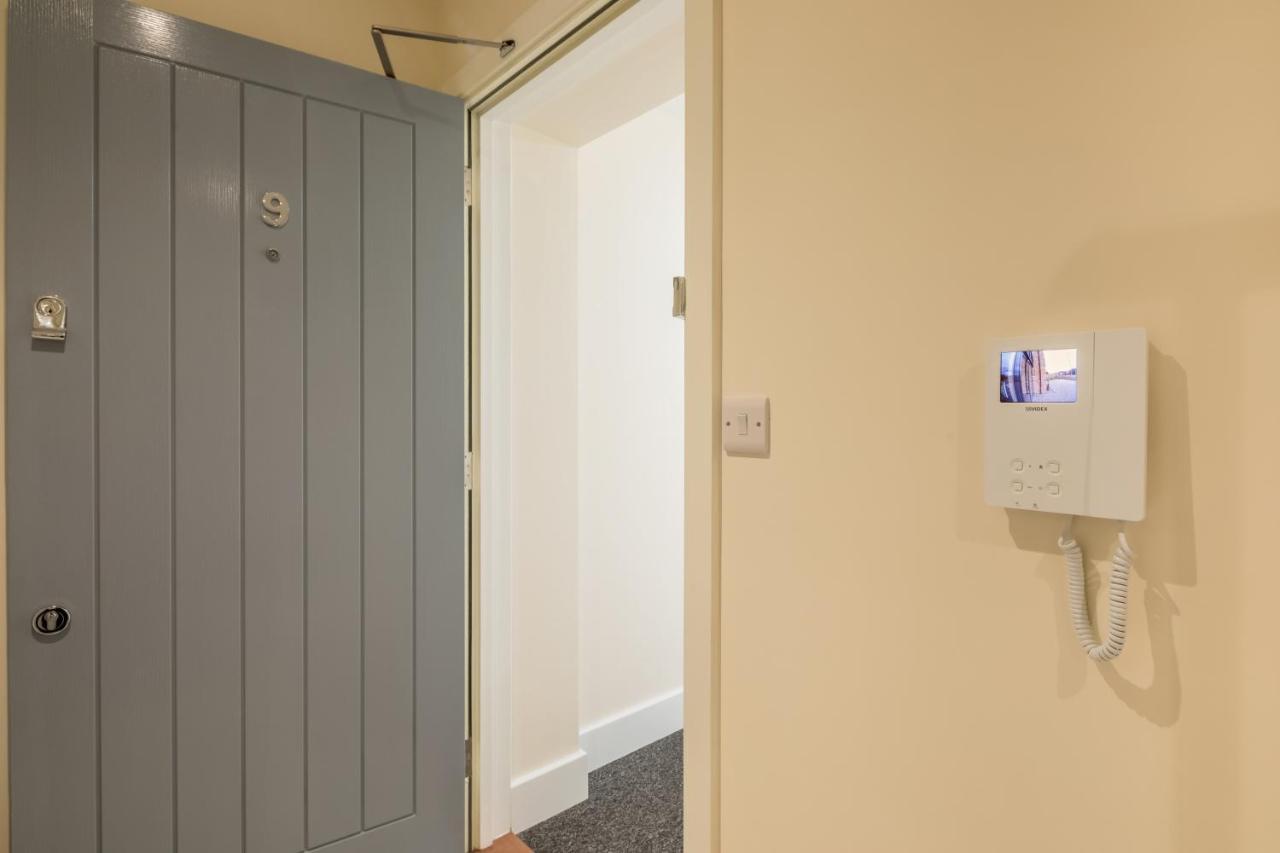 Pass The Keys Flat 9 Lovell Lodge - Modern Studio Near Science Park CBG Екстериор снимка
